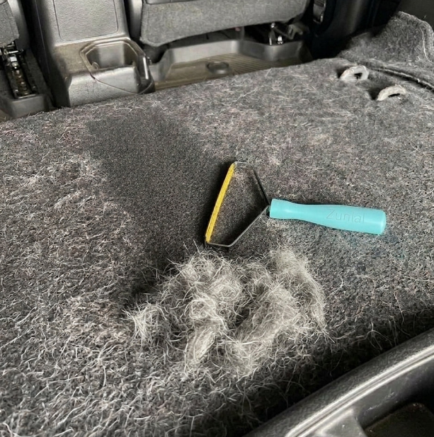 Reinigingsborstel voor wasmachine en deurrubber